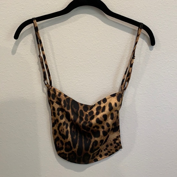 Splash of Leopard 🐆 Verge Girl Cheetah Crop Top - Picture 5 of 8